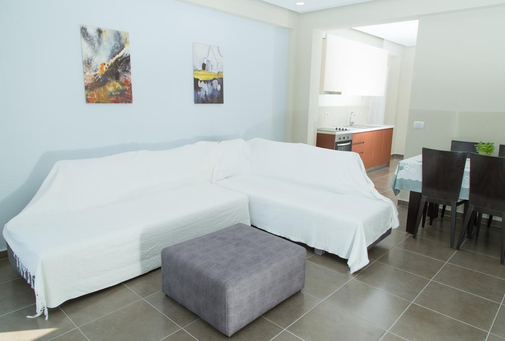 Apartment Te Kalua Sarande Luaran gambar